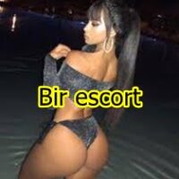 Yaşlı Beylikdüzü Escort Bayan Ceren